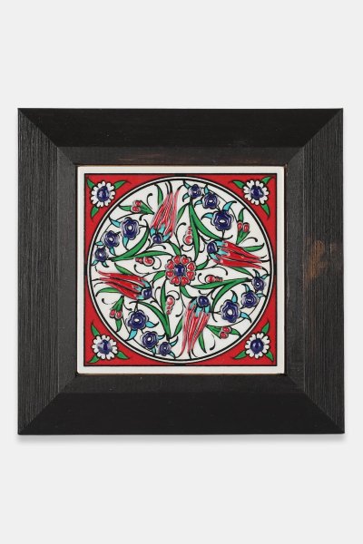 Kütahya Çini 10*10 Dç081 Lale Penç Deseni Kırmızı Zemin