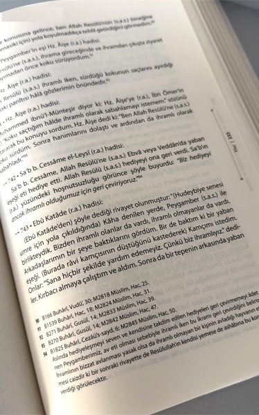 Buhari Ve Müslim’den İnci Mercan Hadisler El Lü'lüü Vel Mercan Fi Ma İttefeka Aleyhi'ş- Şeyhan    Türkçe Metin -  Tek Cilt 